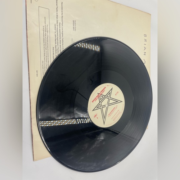 Brian May & Friends Star Fleet Project 12" LP 33 RPM - Picture 3 of 4